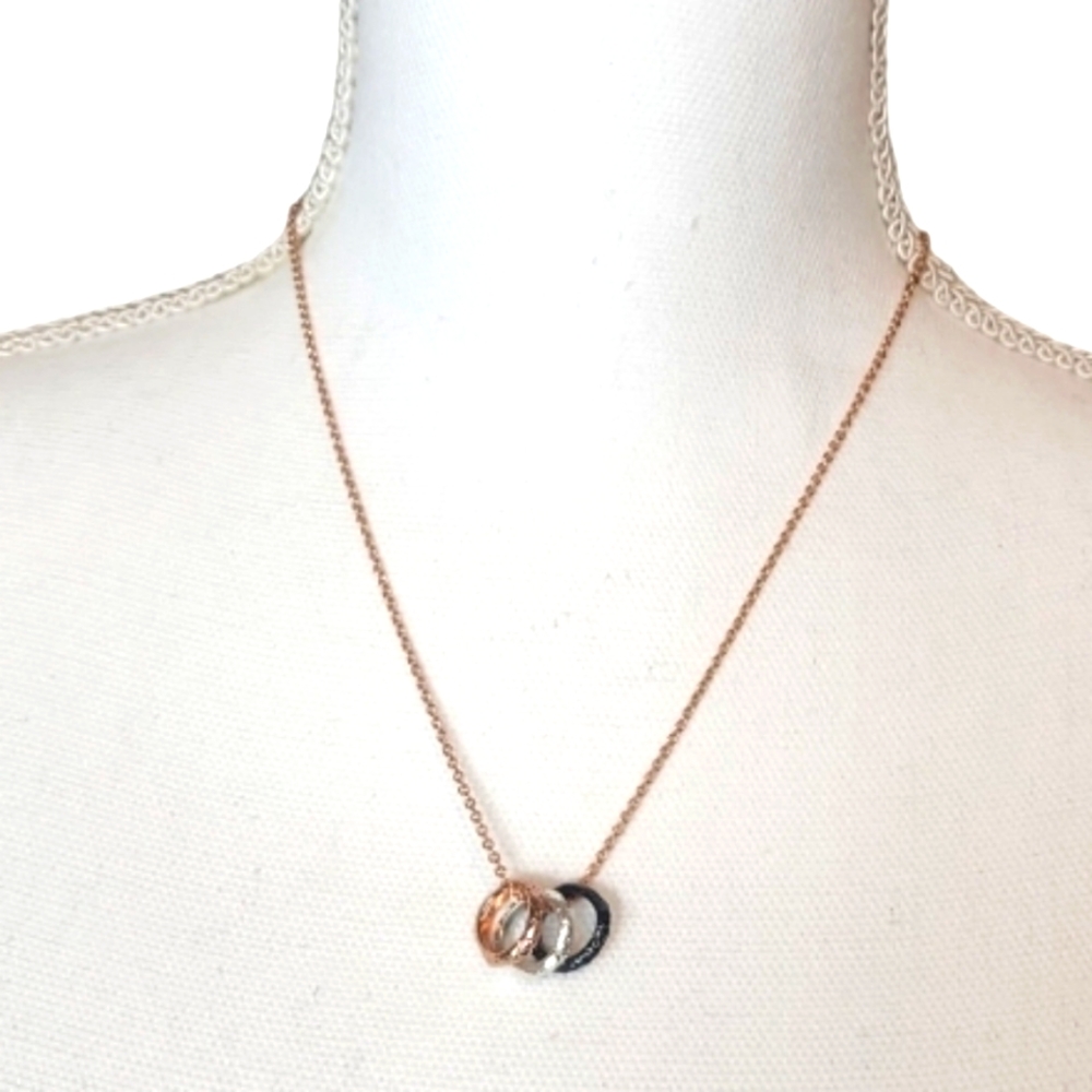 g by Gennaro Minimalist 3 Ring Necklace